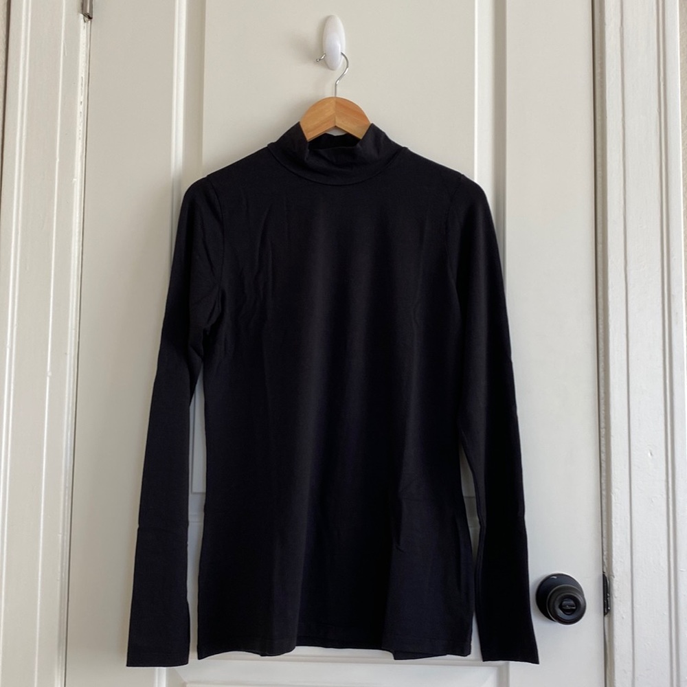 Mien Studios Sol Mock Neck Long Sleeve Top in True Black | XL